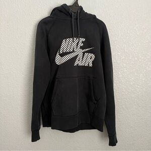 Nike Black Hoodie M Streetwear Aesthetic Cozy Athleisure Graphic Logo Pullover